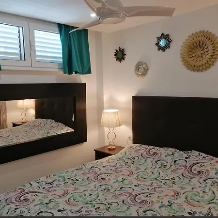 Apartment Mama Yumbo Playa del Ingles (Gran Canaria)