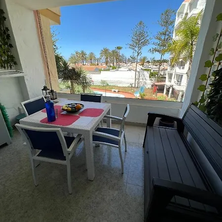 Mama Yumbo * Playa del Inglés
