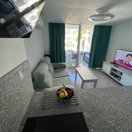 Mama Yumbo Apartman Playa del Inglés